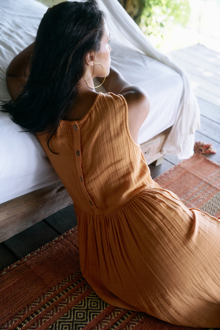 Nadi Dress ~ Amber