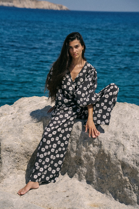 Eesha Wrap Top ~ White Cosmos