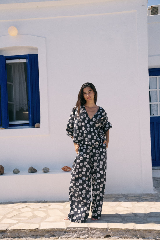 Eesha Wrap Top ~ White Cosmos