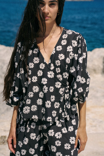 Eesha Wrap Top ~ White Cosmos