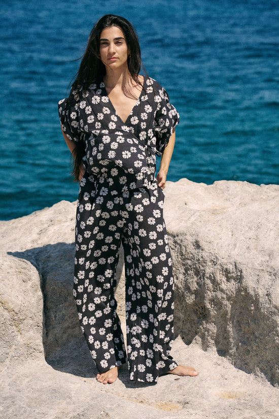Eesha Wrap Top ~ White Cosmos