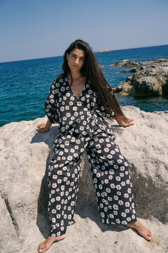 Eesha Wrap Top ~ White Cosmos