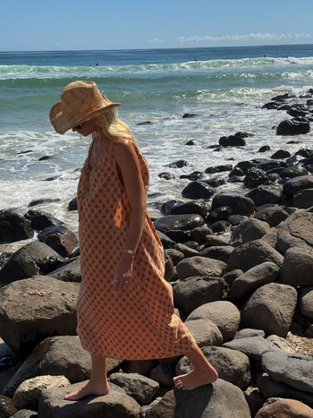 Sundress Midi Peach worn by @oliviasage